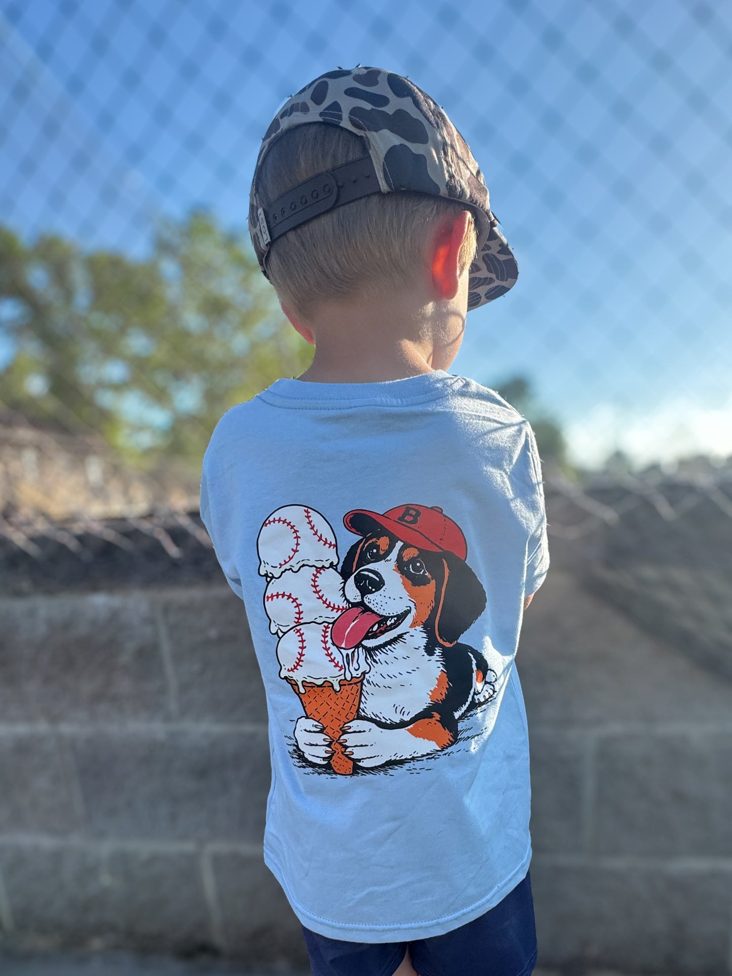 DIAMOND DOG SWEET TREAT | GRAPHIC T-SHIRT