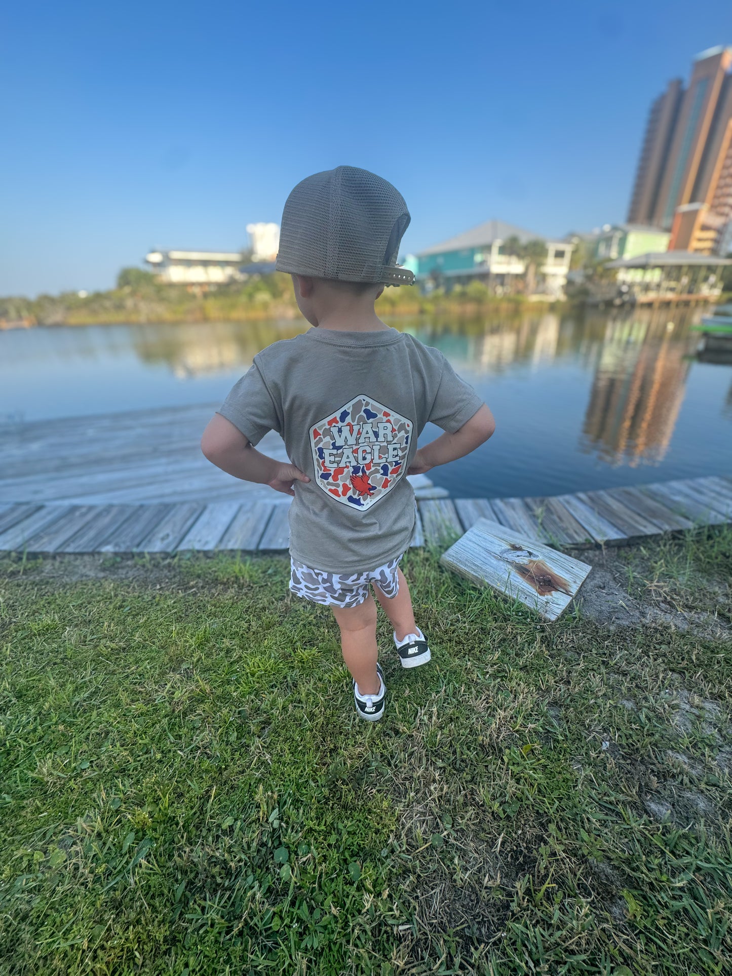 Camo War Eagle | Graphic T-Shirt