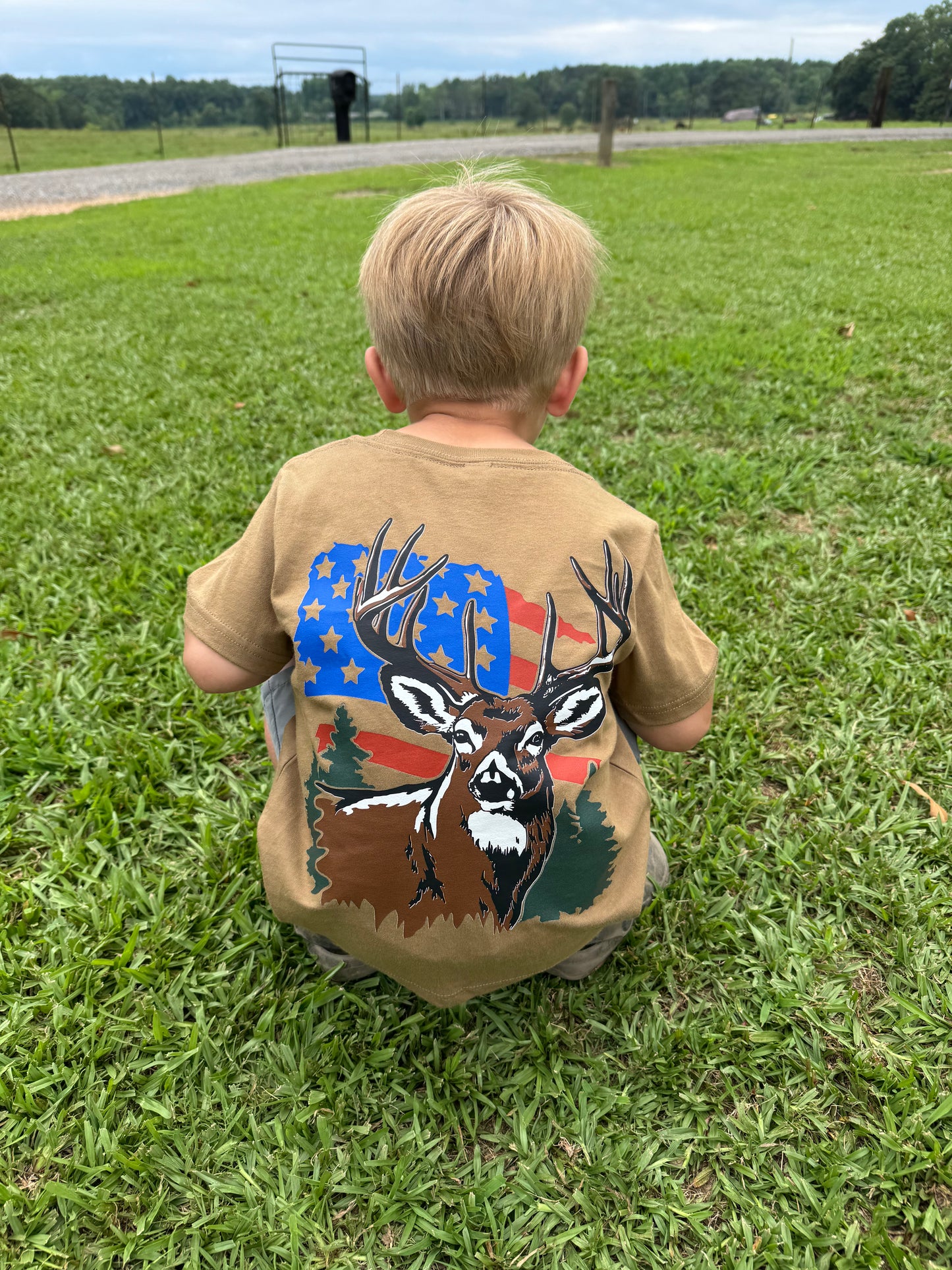 Patriotic Deer | Graphic T-Shirt